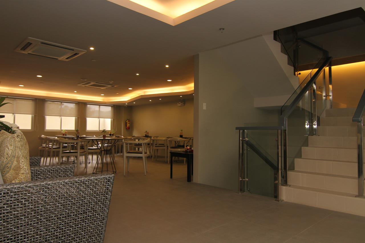 เซบู โฮเทล พลัส Hotel Cebu ภายนอก รูปภาพ